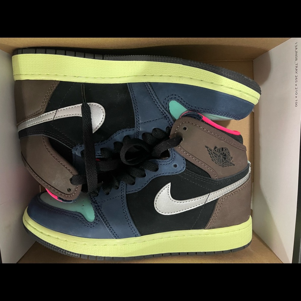 Jordan Tokyo 1